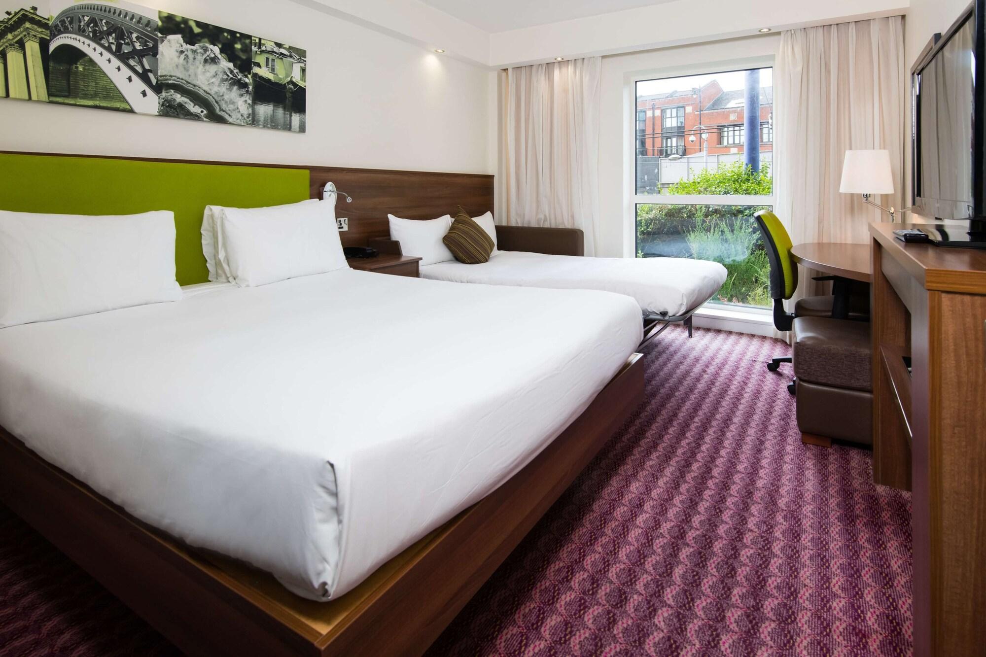 Отель Hampton By Hilton Birmingham Jewellery Quarter Экстерьер фото