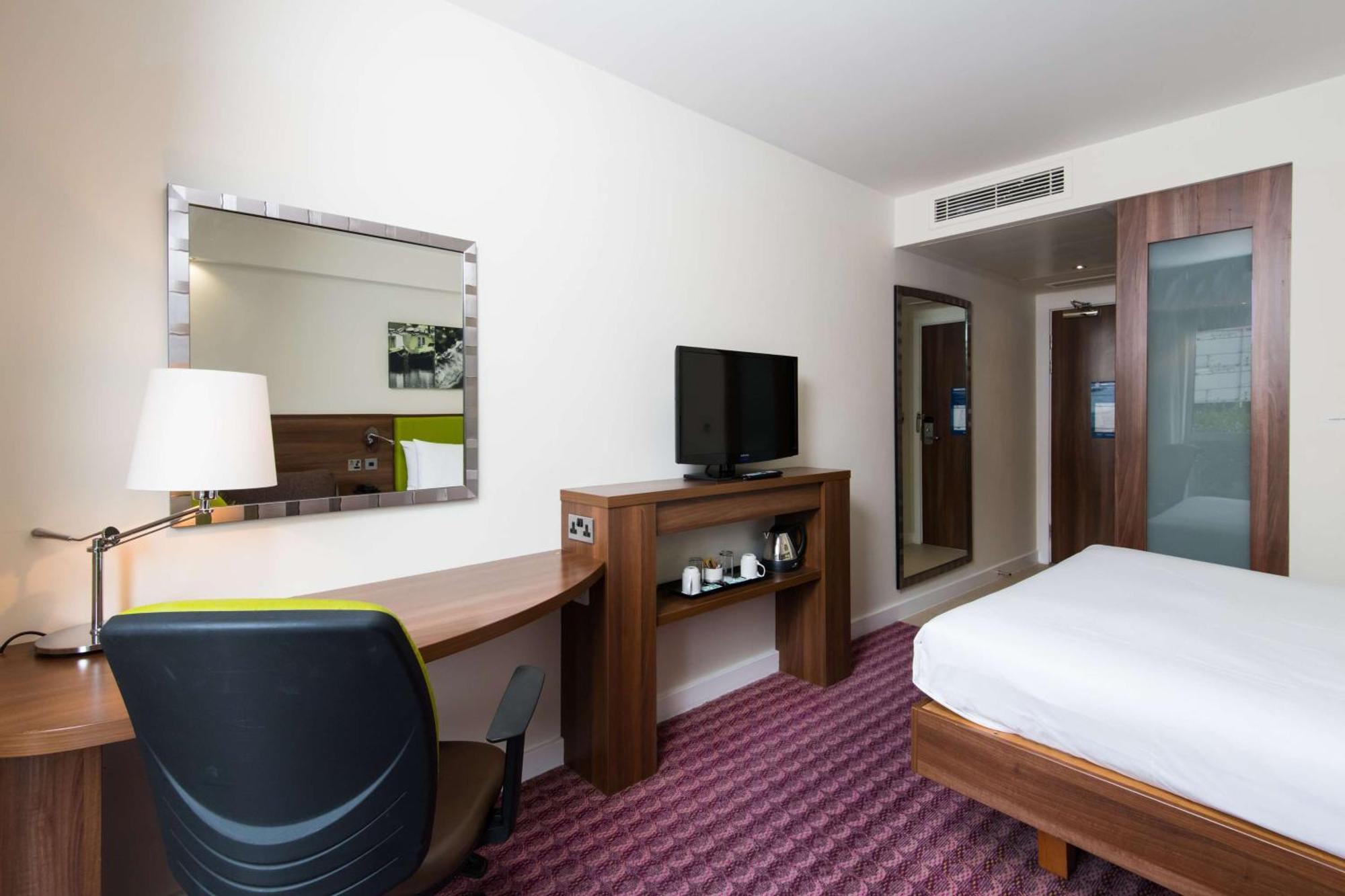 Отель Hampton By Hilton Birmingham Jewellery Quarter Экстерьер фото