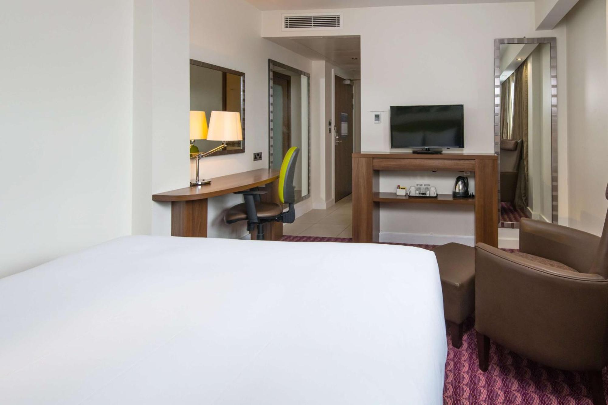 Отель Hampton By Hilton Birmingham Jewellery Quarter Экстерьер фото