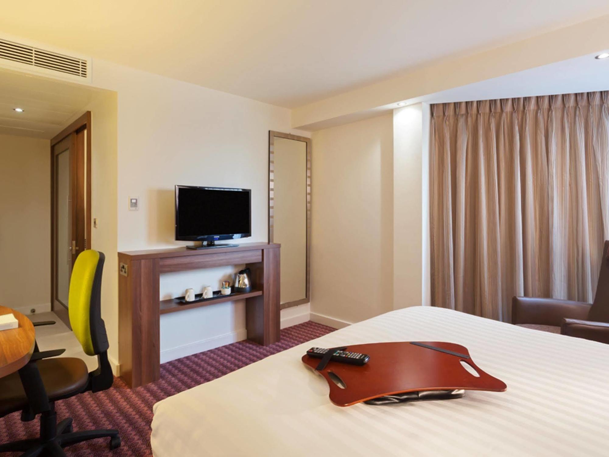 Отель Hampton By Hilton Birmingham Jewellery Quarter Экстерьер фото